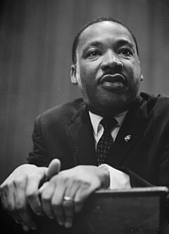 馬丁·路德·金恩紀念日（英語：Martin Luther King, Jr. Day）是美國聯邦法定假日，紀念民權運動領袖馬丁·路德·金恩牧師的生日。日期定為一月的第三個禮拜一，是在他生日1月15日左右。這是美國三個紀念個人的法定假日之一，另外兩個是紀念歐洲人發現美國大陸的哥倫布日，和紀念前總統亞伯拉罕·林肯和喬治·華盛頓的總統節。[2]
金恩牧師是美國民權運動中主張非暴力抗議種族歧視的主要領袖，1968年遇刺身亡。雖然他遇刺之後不久就有人建議建立紀念日，之後隆納·雷根總統於1983年簽訂法律，1986年第一次慶祝。這是美國最新的法定聯邦假日。
